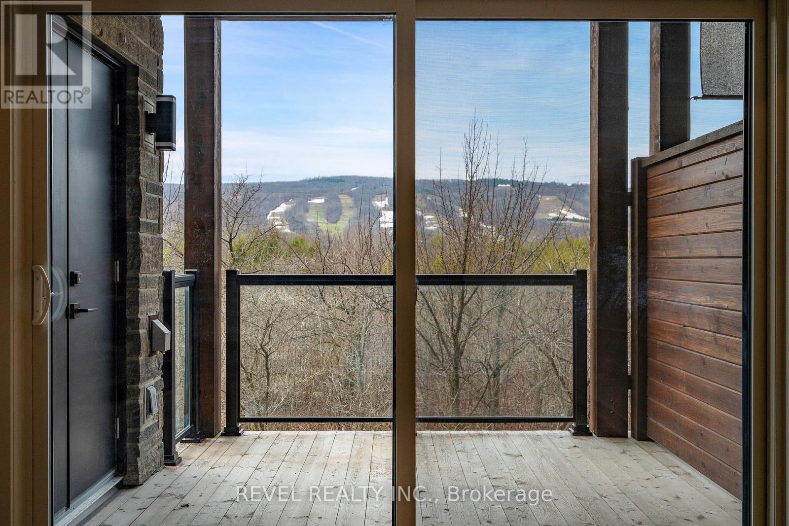 204 - 18 Beckwith Lane, Blue Mountains, Ontario  L9Y 3B6 - Photo 8 - X12174524
