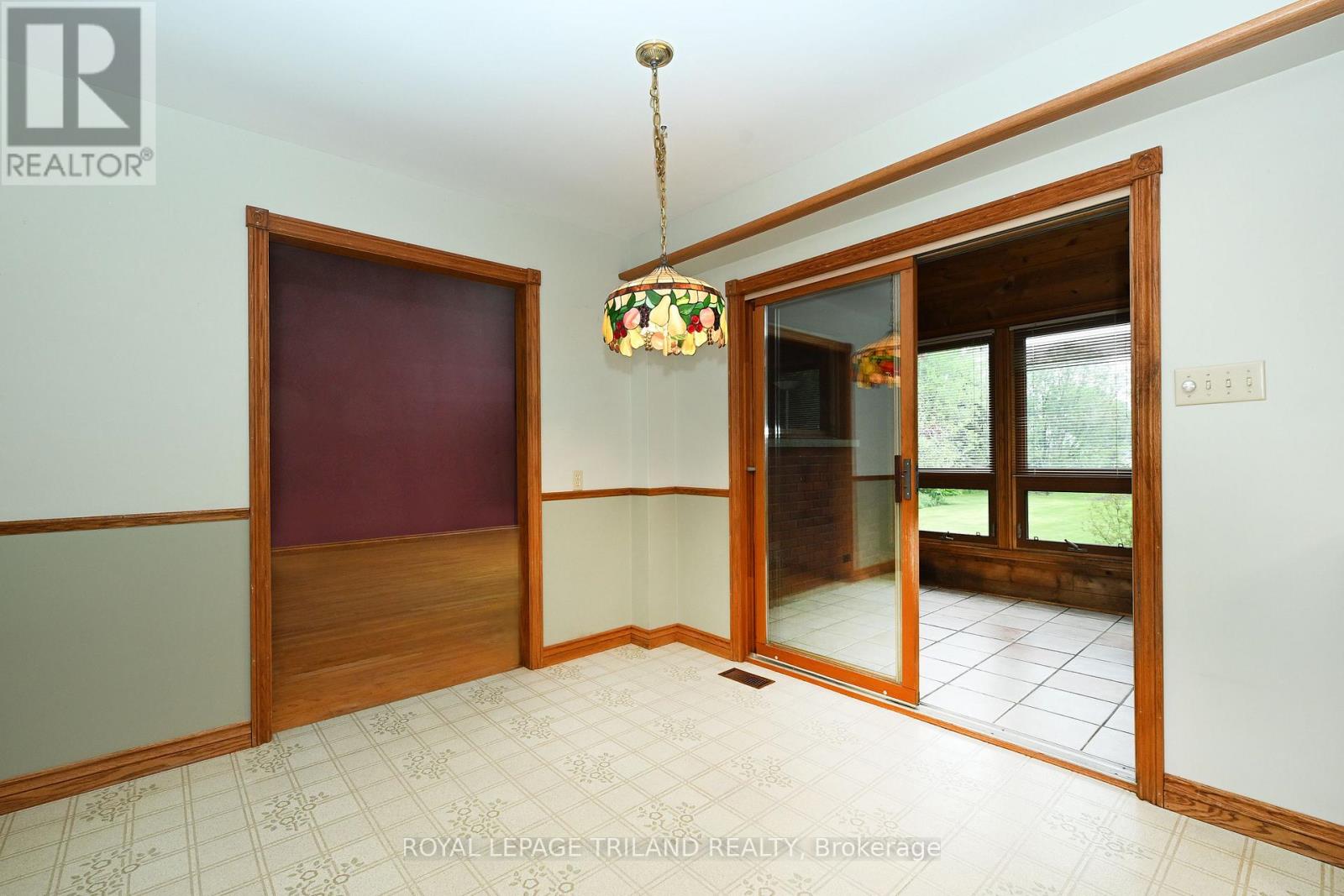 6 Sifton Street, Dutton/dunwich (Wallacetown), Ontario  N0L 2M0 - Photo 13 - X12174554