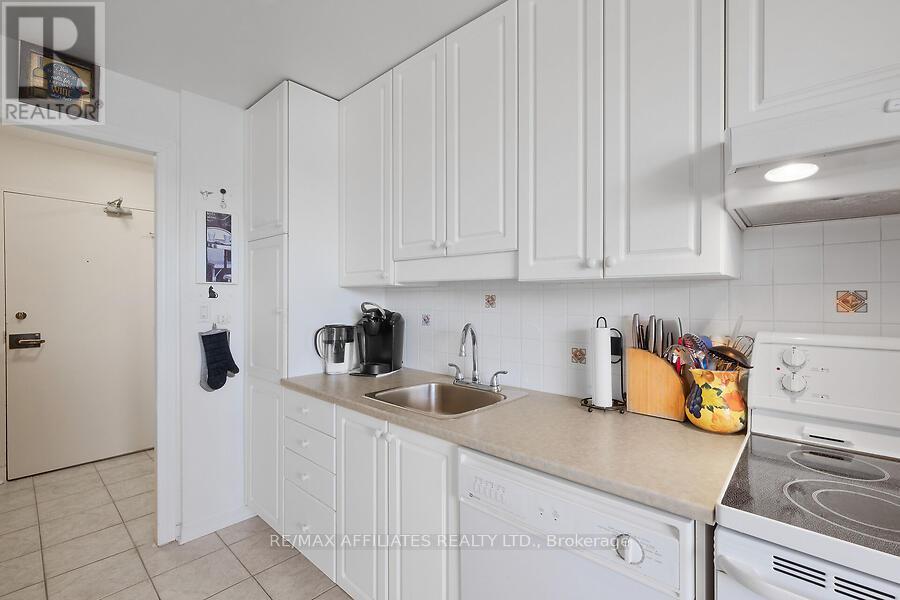 112 - 265 Poulin Avenue, Ottawa, Ontario  K2B 7Y8 - Photo 13 - X12174539