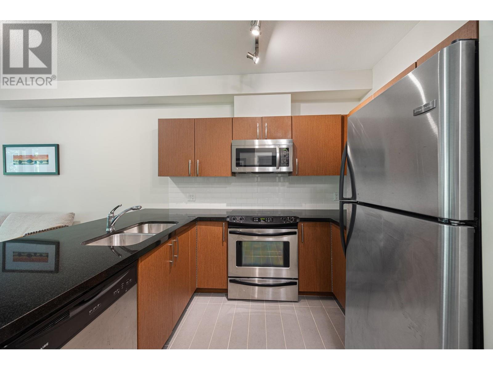 104 7337 Macpherson Avenue, Burnaby, British Columbia  V5J 0A9 - Photo 10 - R3007234