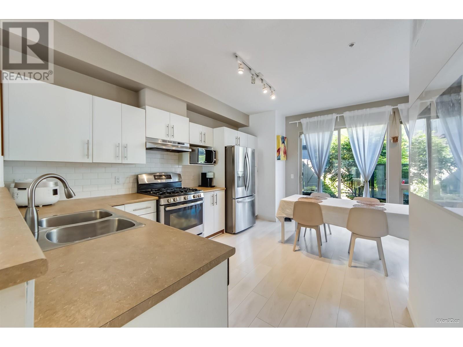 8 9229 University Crescent, Burnaby, British Columbia  V5A 4Z2 - Photo 10 - R3007239