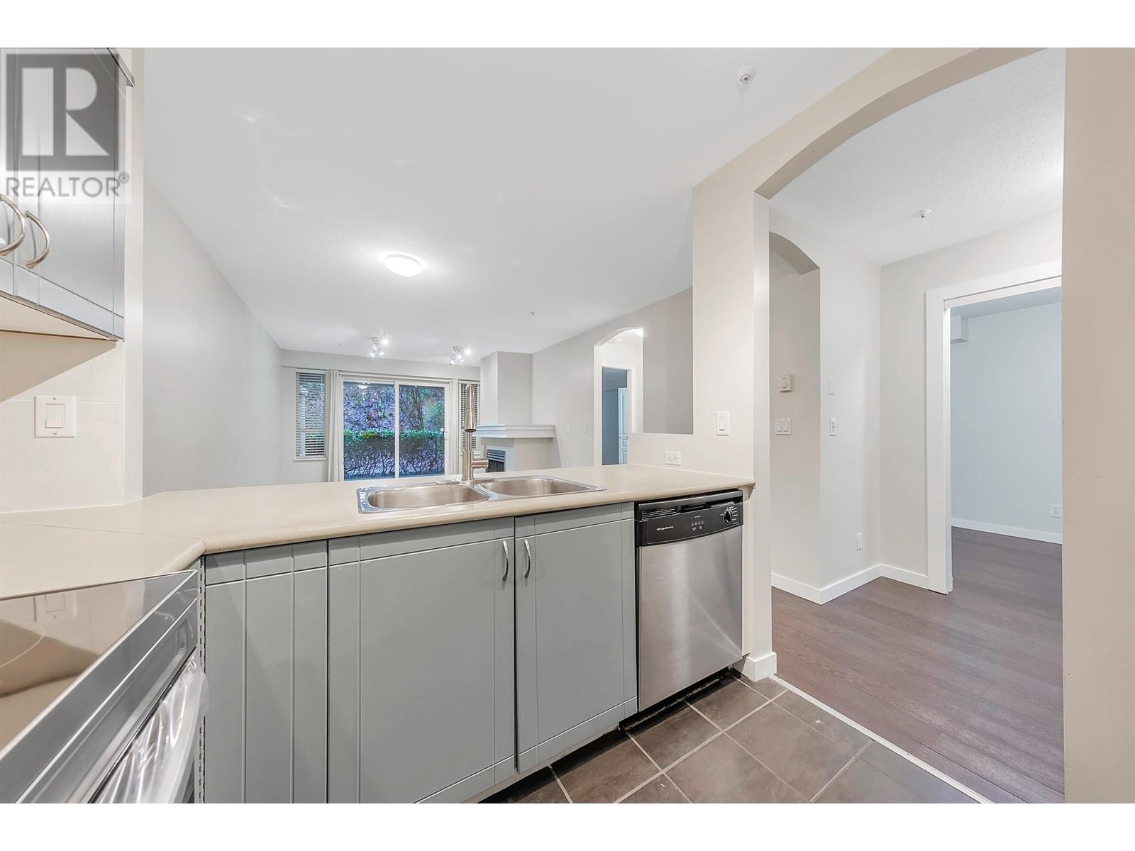 107 3099 Terravista Place, Port Moody, British Columbia  V3H 5A4 - Photo 4 - R3007272