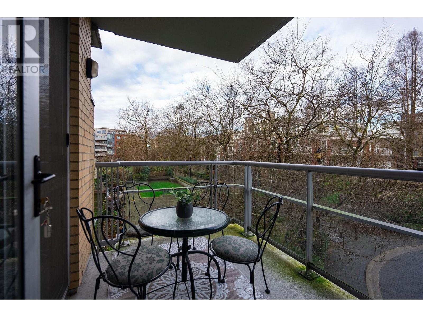 210 2655 Cranberry Drive, Vancouver, British Columbia  V6K 4V5 - Photo 19 - R3007274