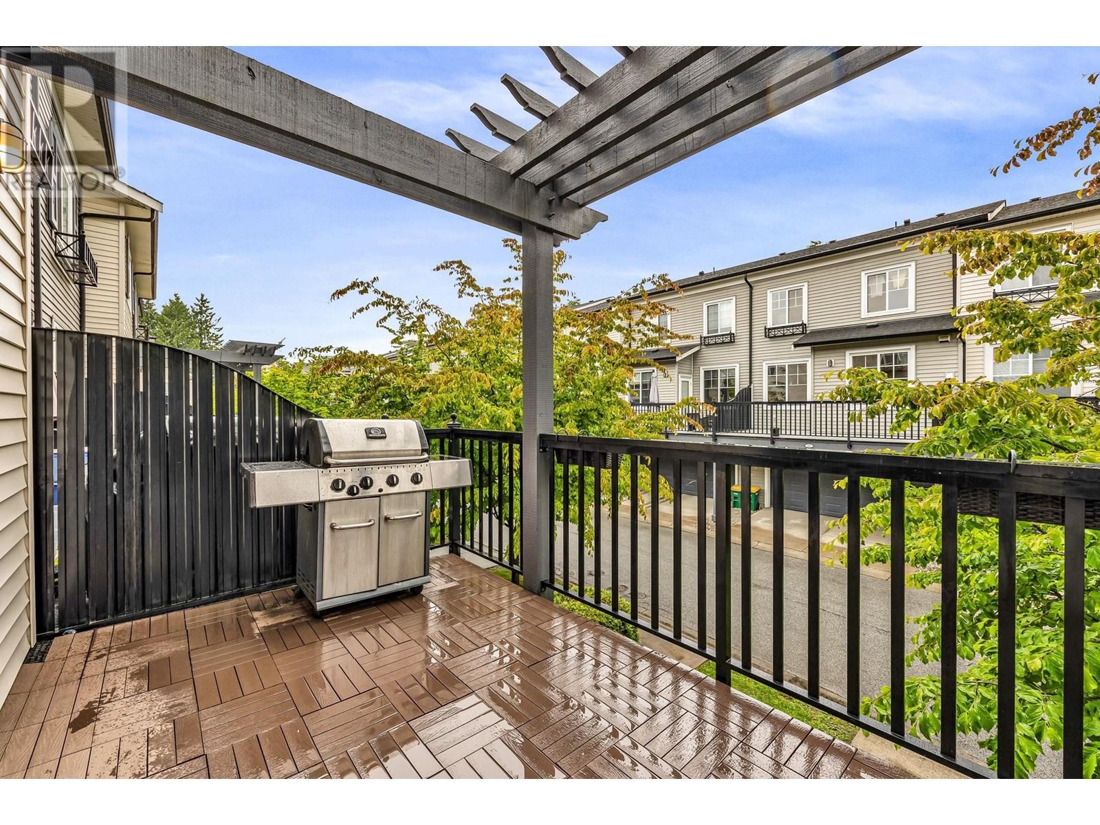 Property at 98 688 EDGAR AVENUE image 5