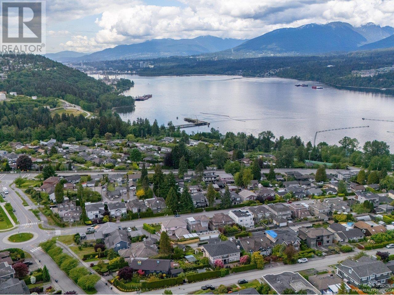 7227 Barnet Road, Burnaby, British Columbia  V5A 1E3 - Photo 35 - R3007281