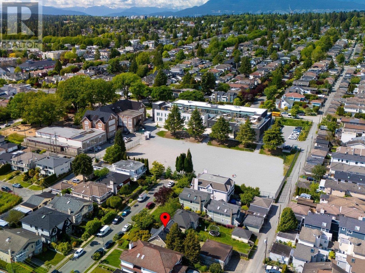 8510 Montcalm Street, Vancouver, British Columbia  V6P 4P7 - Photo 24 - R3007298