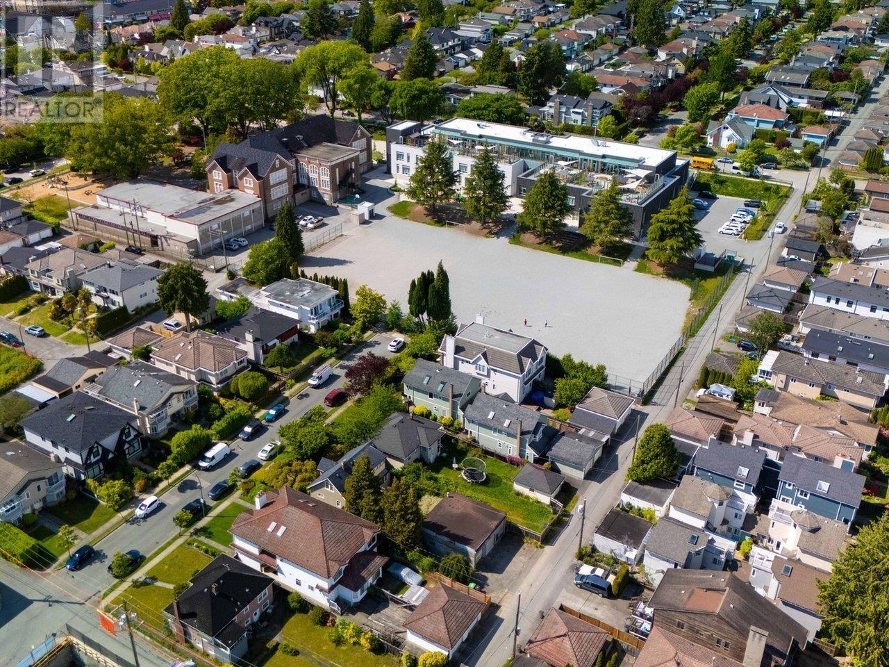 8510 Montcalm Street, Vancouver, British Columbia  V6P 4P7 - Photo 29 - R3007298
