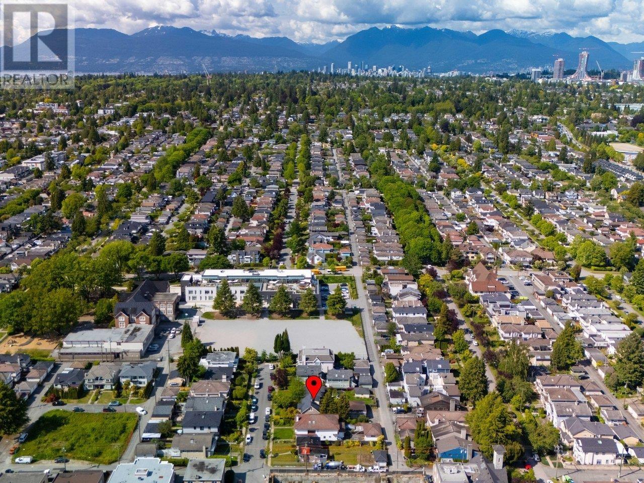 8510 Montcalm Street, Vancouver, British Columbia  V6P 4P7 - Photo 30 - R3007298