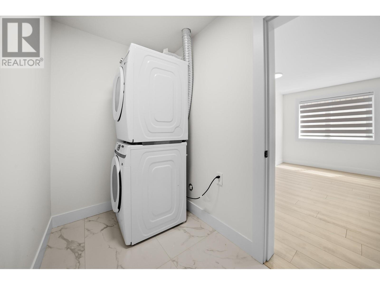612 Chapman Avenue, Coquitlam, British Columbia  V3J 4A3 - Photo 30 - R3007305