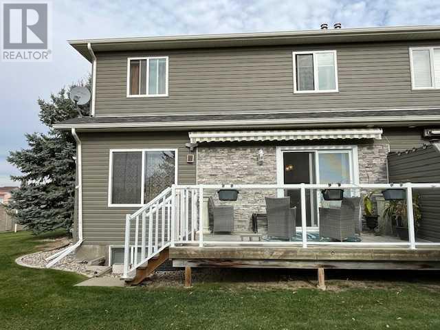 34 Fairway Village, Taber, Alberta  T1G 1G2 - Photo 2 - A2173207