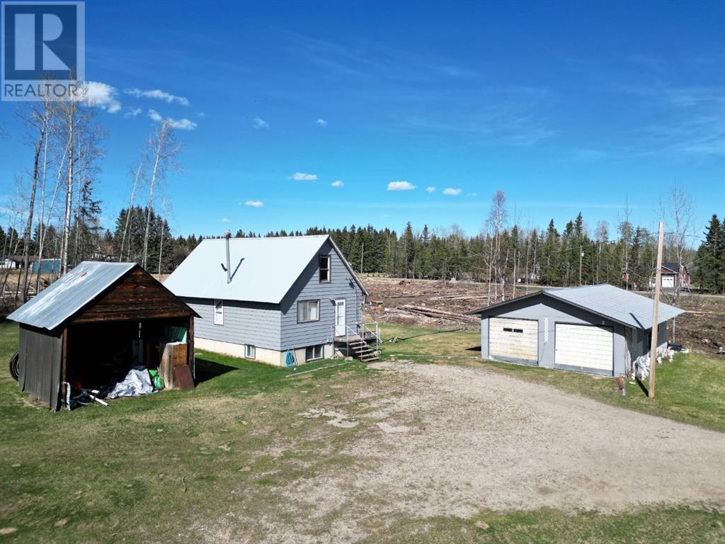 Property at 6432 17 Avenue image 3