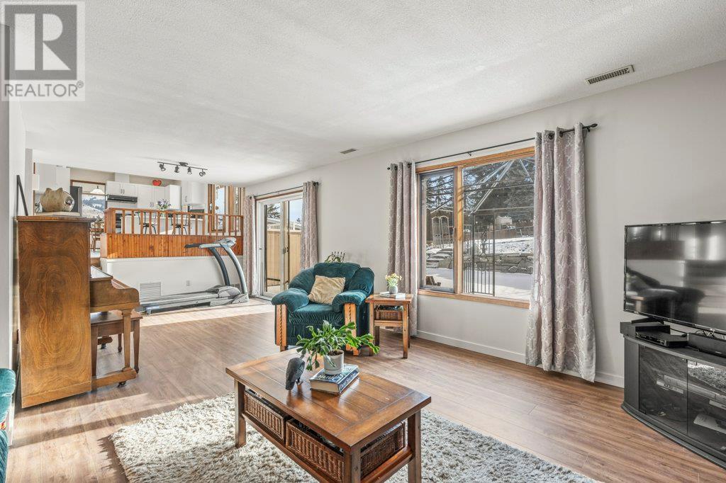 11410 Tassie Drive, Coldstream, BC V1B1H4
