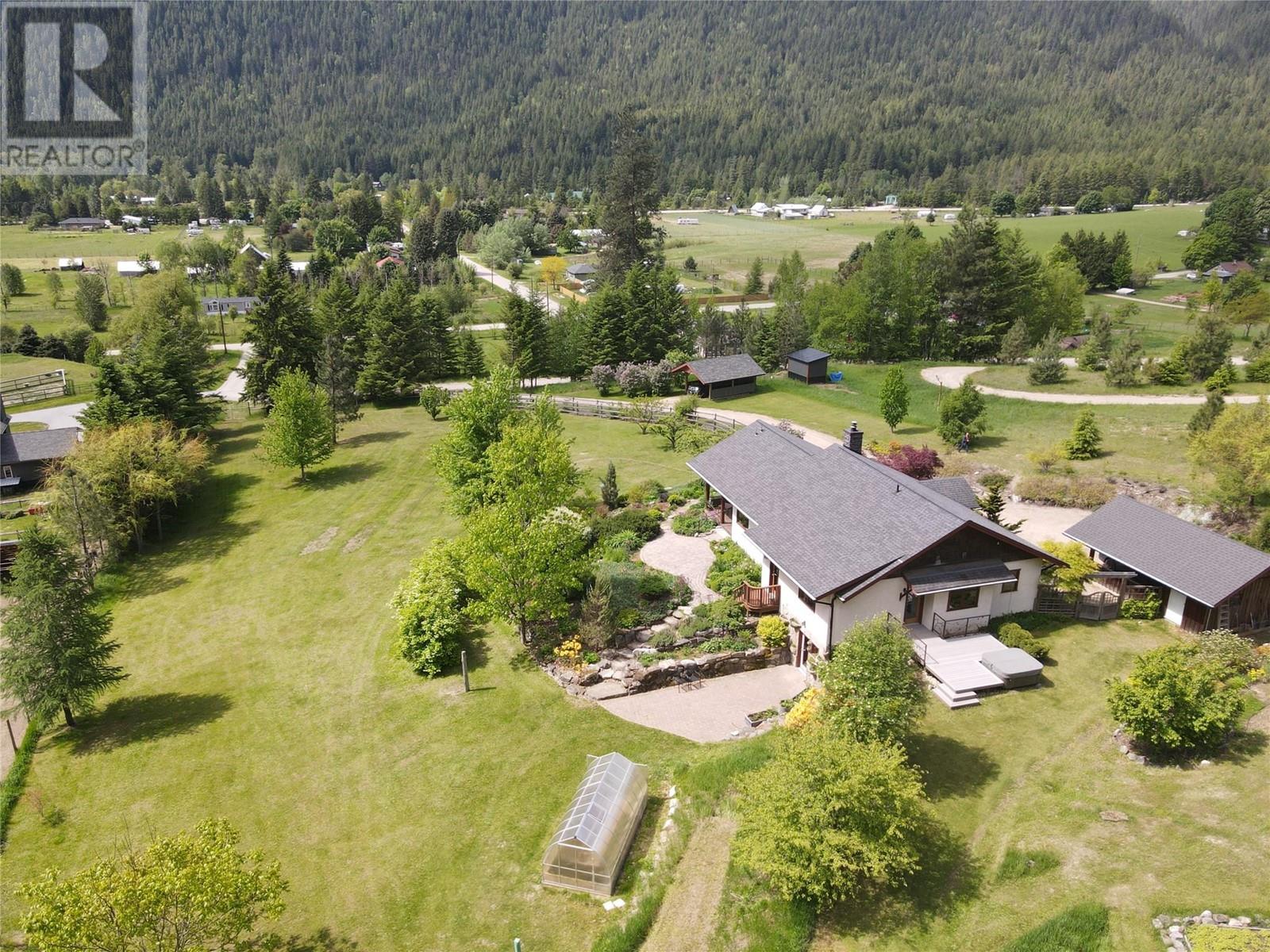 3092 Poohachoff Road, Slocan Park, British Columbia  V0G 2E0 - Photo 91 - 10342798