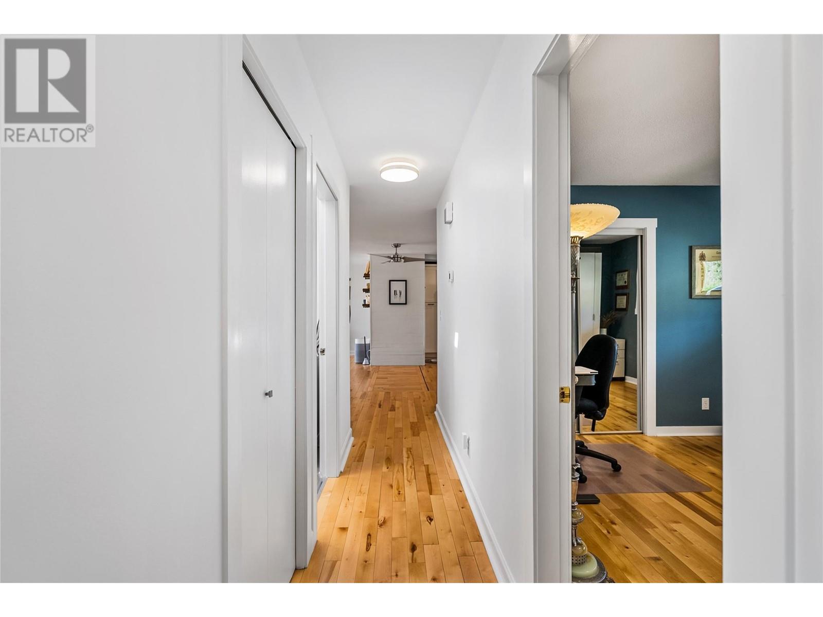 Property at 11290 Darlene Road image 4
