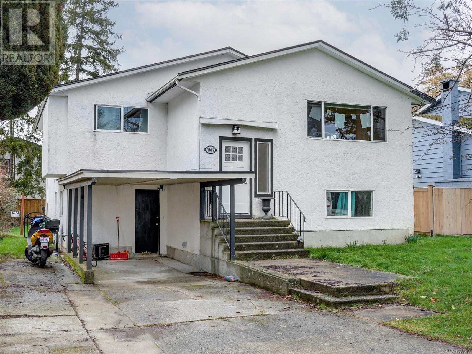 Property at 1604 San Juan Ave image 1