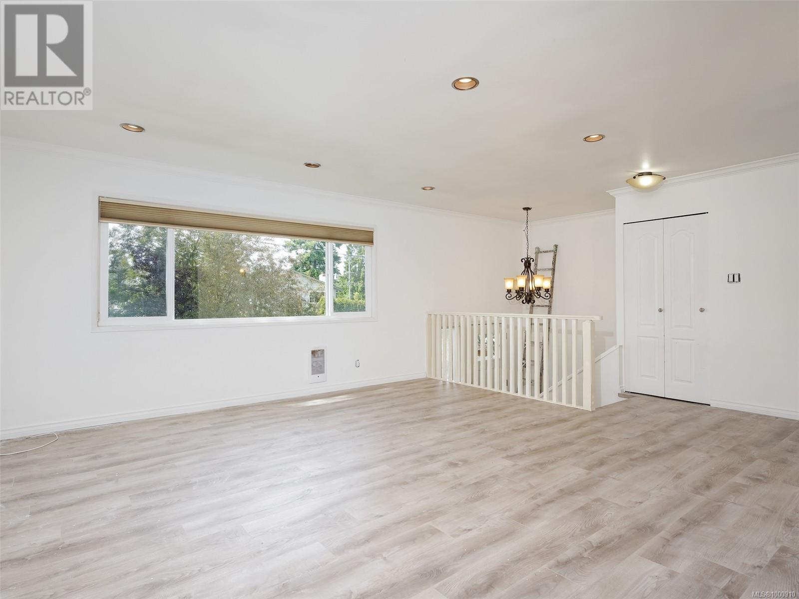 Property at 1604 San Juan Ave image 2