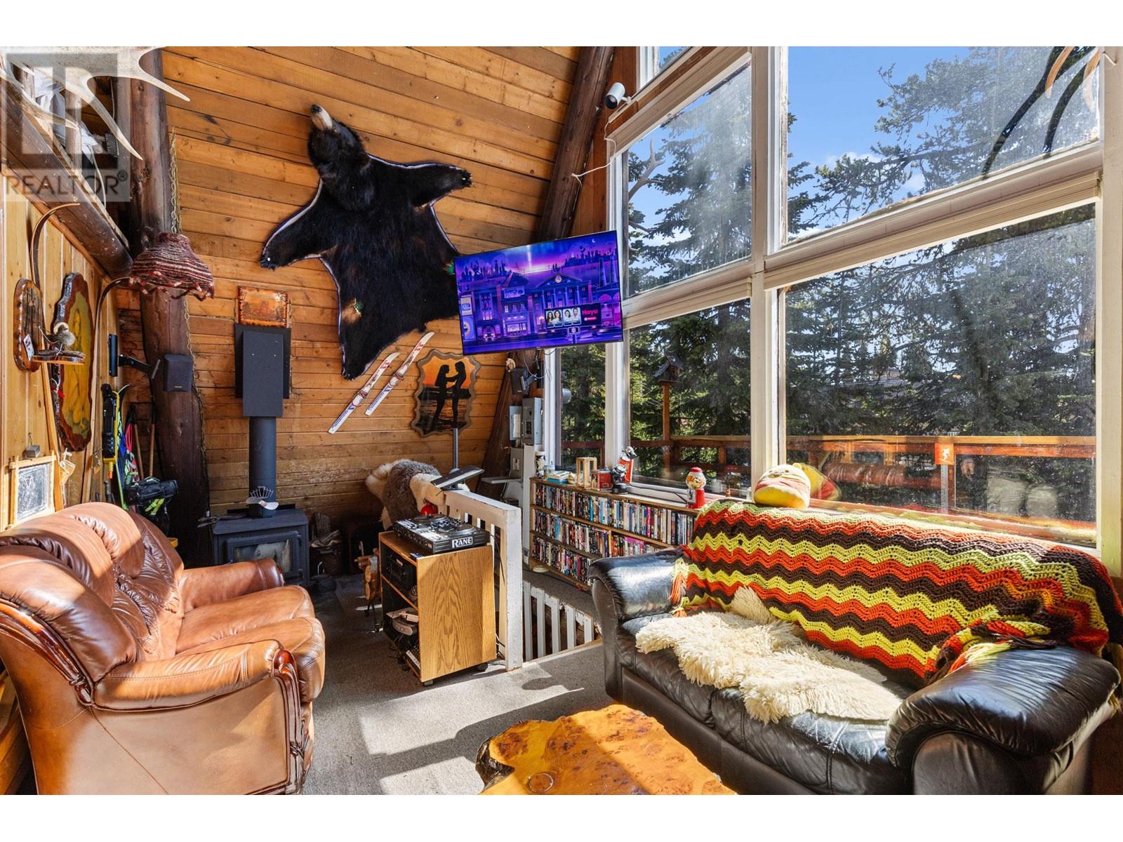 7440 Porcupine Road, Kelowna, British Columbia  V1P 1P3 - Photo 8 - 10349387