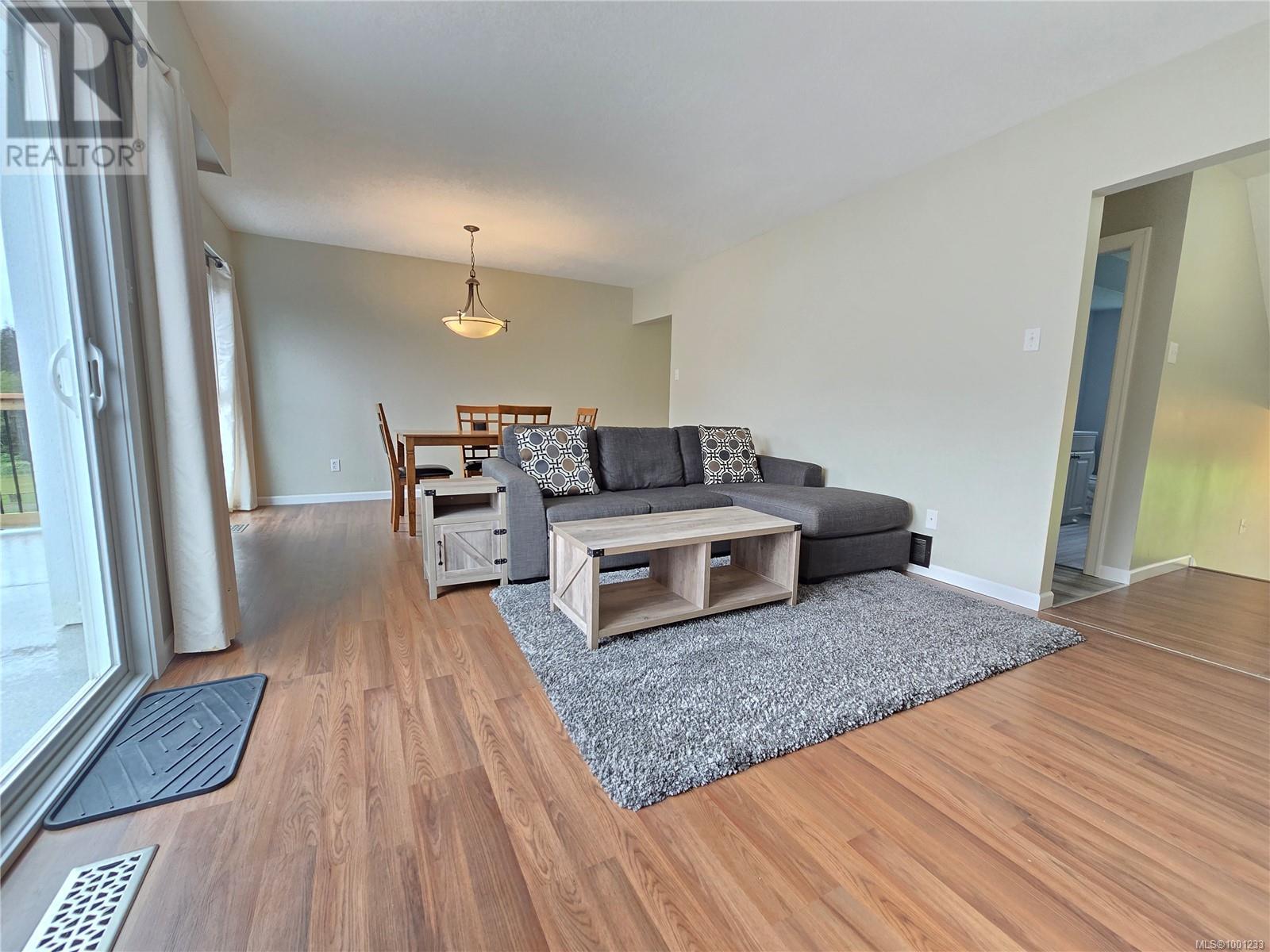 69 Mckay Cres, Port Alice, British Columbia  V0N 2N0 - Photo 2 - 1001233