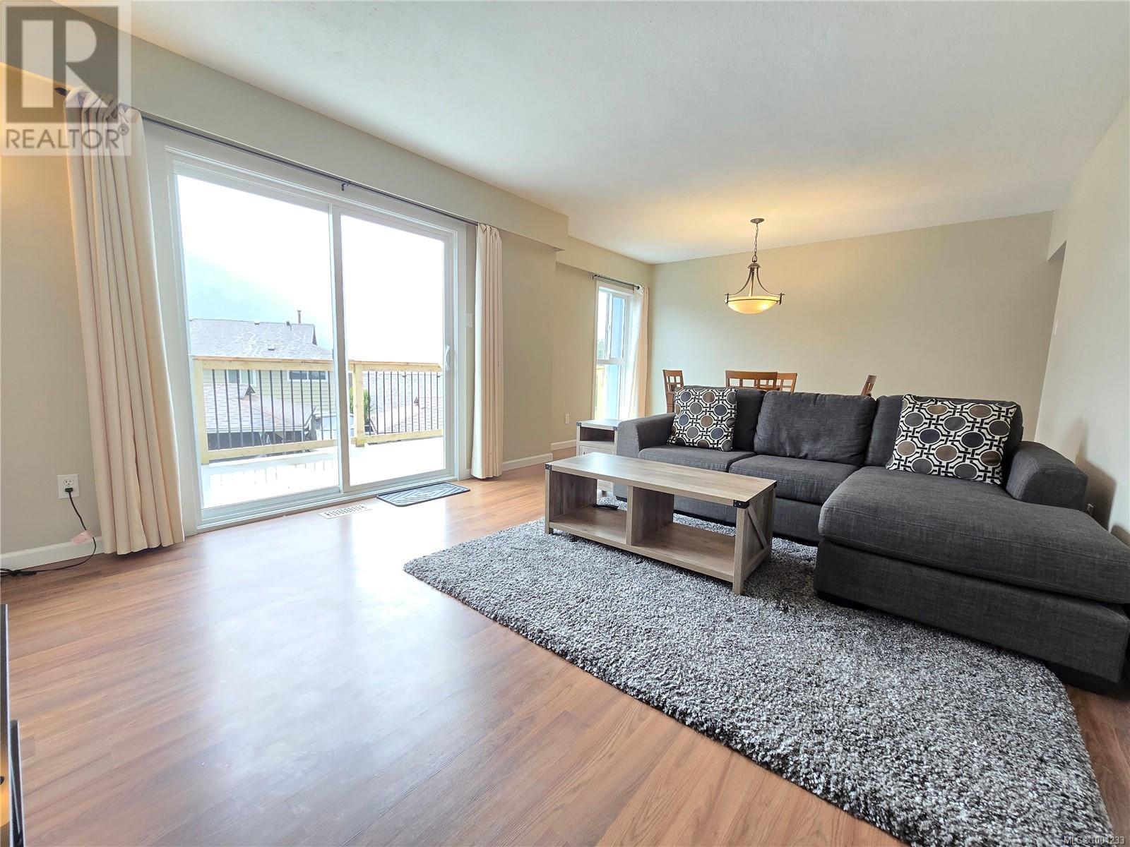 69 Mckay Cres, Port Alice, British Columbia  V0N 2N0 - Photo 3 - 1001233