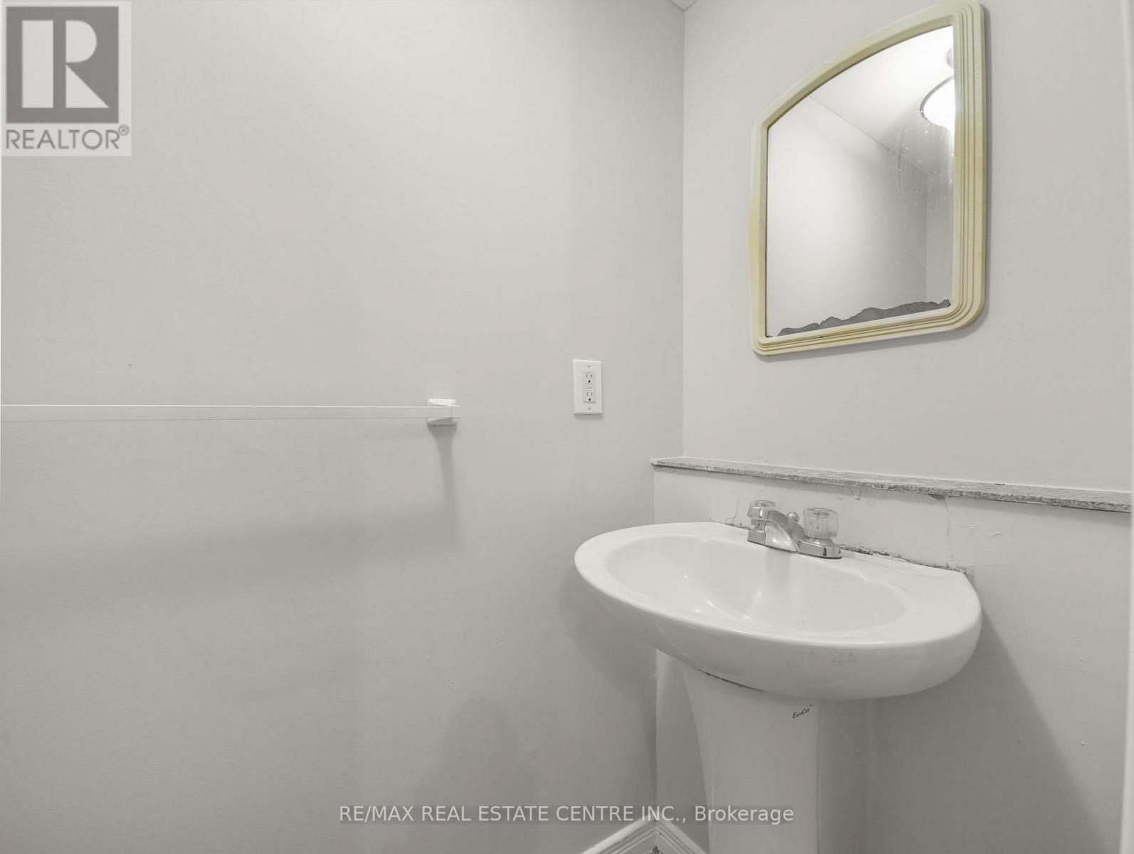 88 - 2779 Gananoque Drive, Mississauga, Ontario  L5N 2E4 - Photo 34 - W12174540