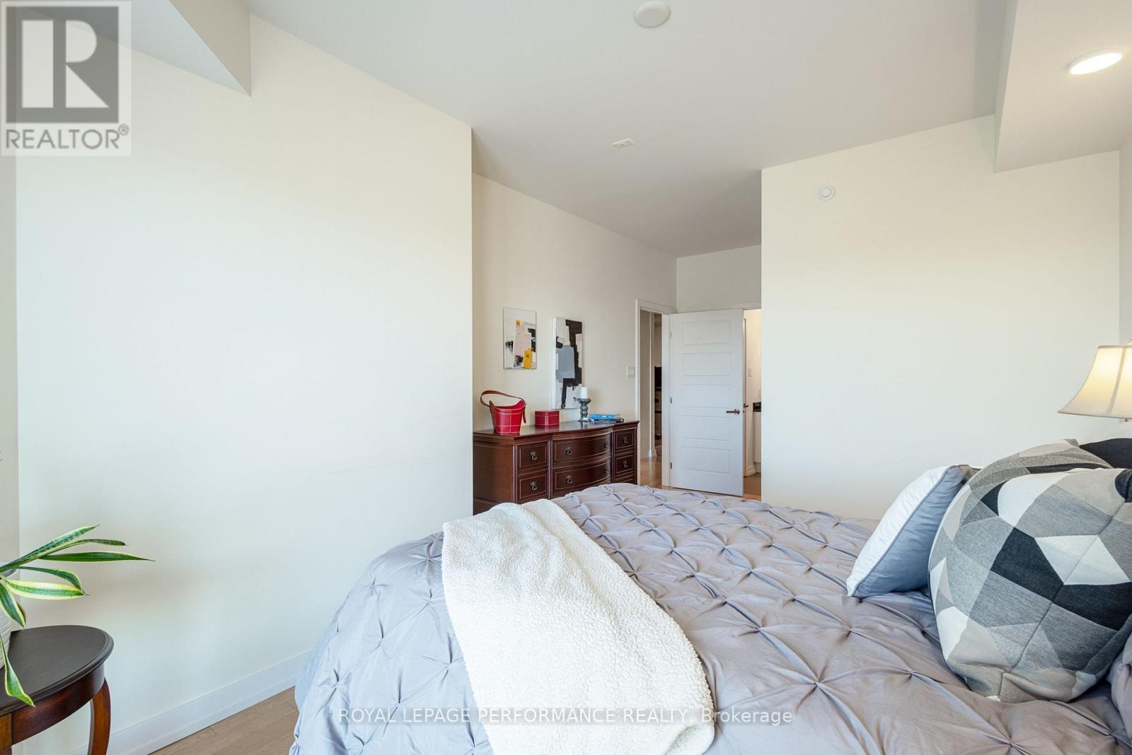 1001 - 330 Titan Private, Ottawa, Ontario  K2G 1G3 - Photo 24 - X12174573