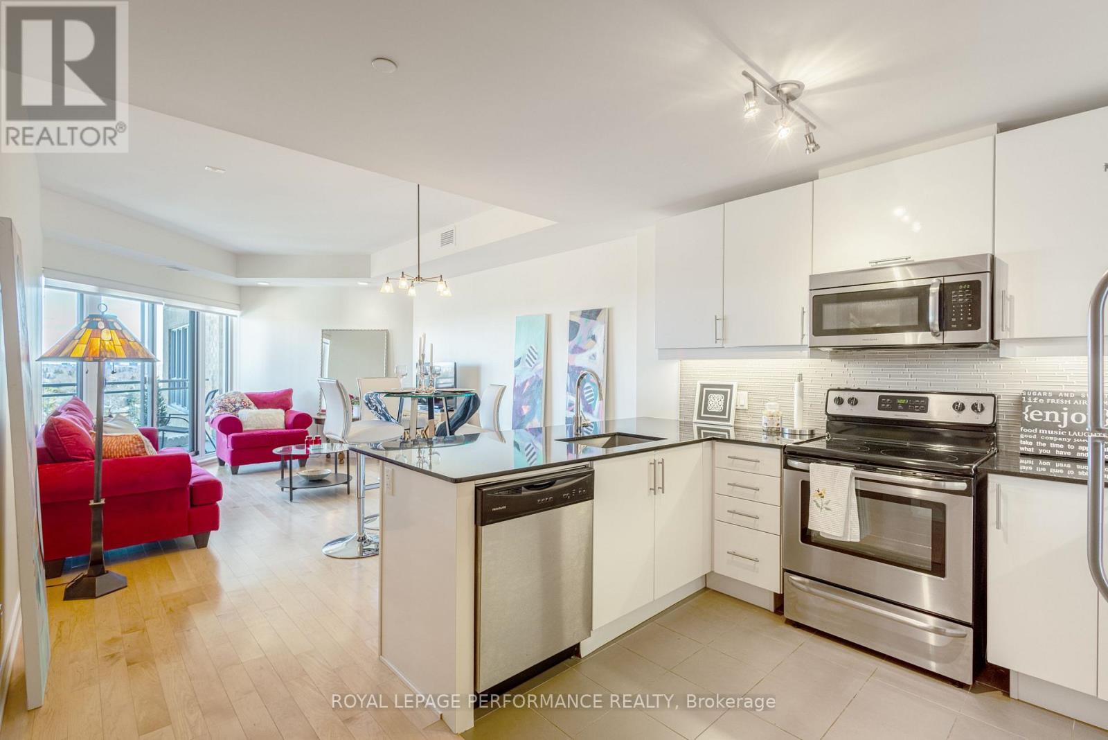 1001 - 330 Titan Private, Ottawa, Ontario  K2G 1G3 - Photo 7 - X12174573