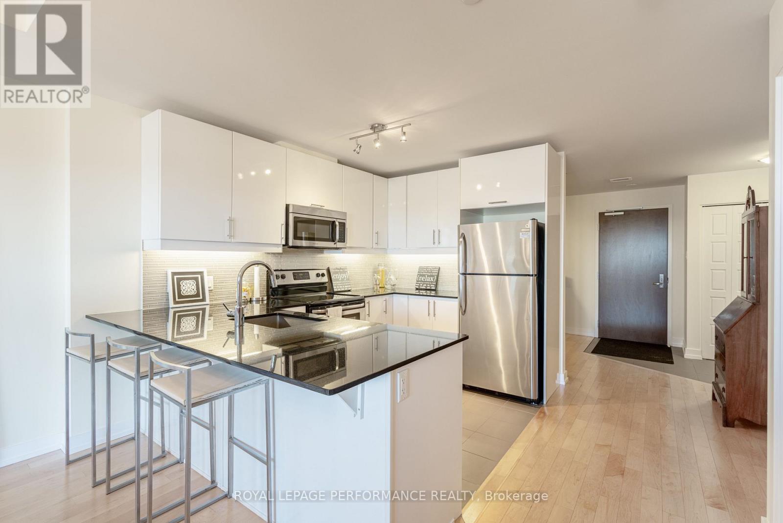 1001 - 330 Titan Private, Ottawa, Ontario  K2G 1G3 - Photo 8 - X12174573