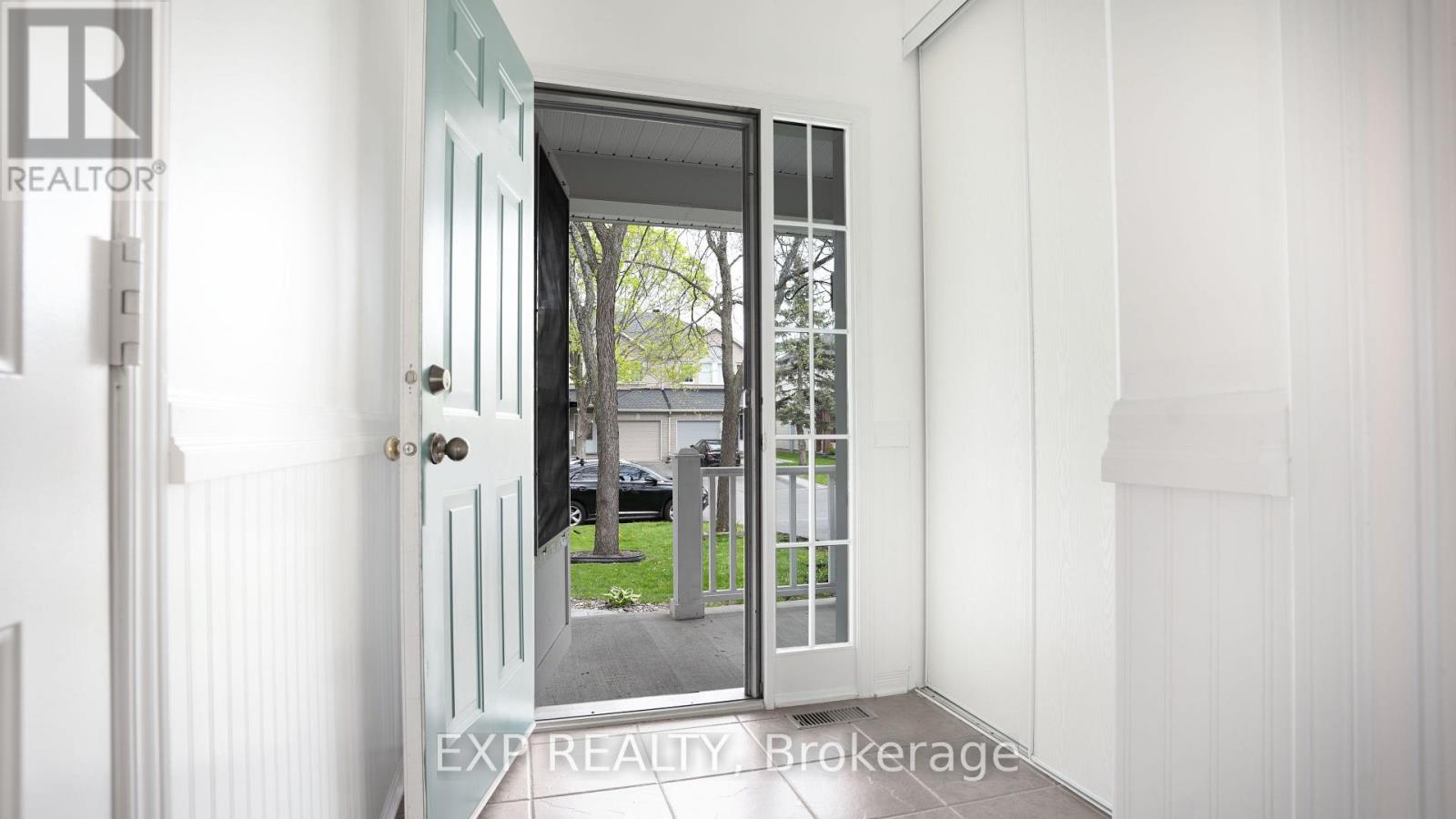 1640 Trenholm Lane, Ottawa, Ontario  K4A 4B4 - Photo 3 - X12174600