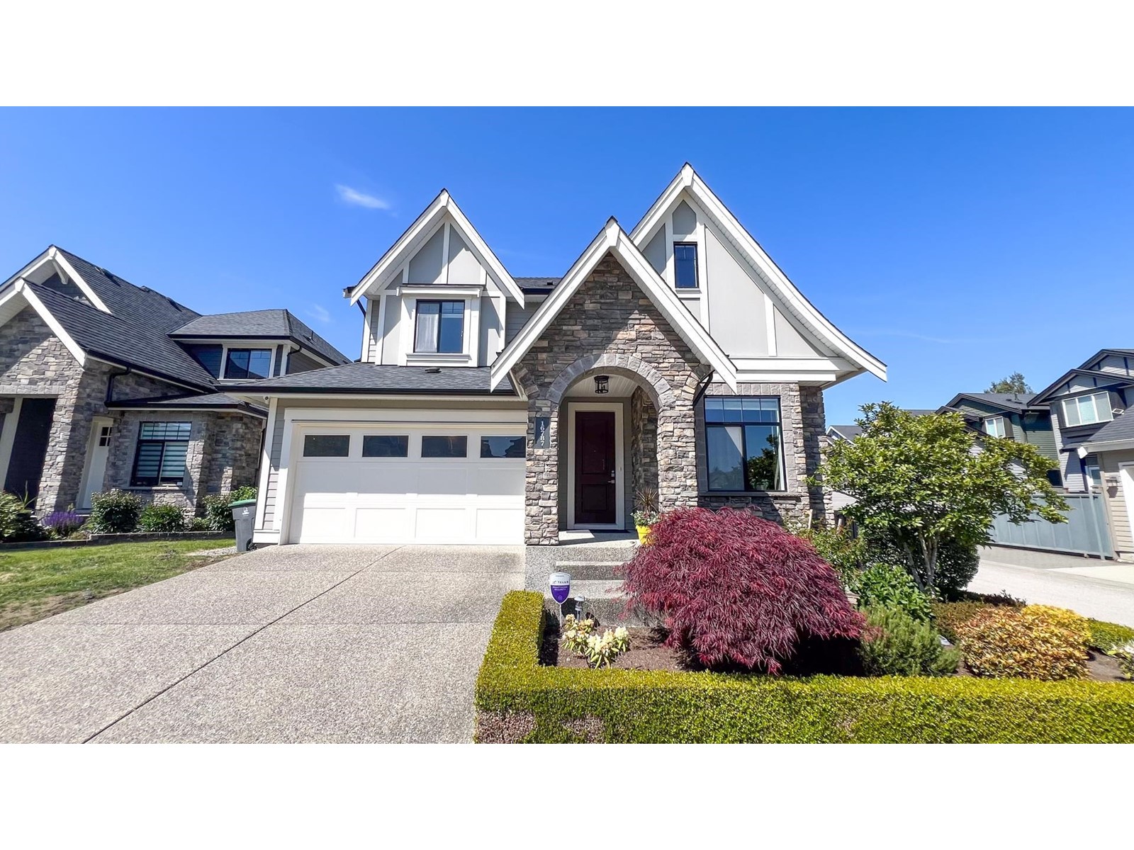 16787 22 AVENUE, surrey, British Columbia