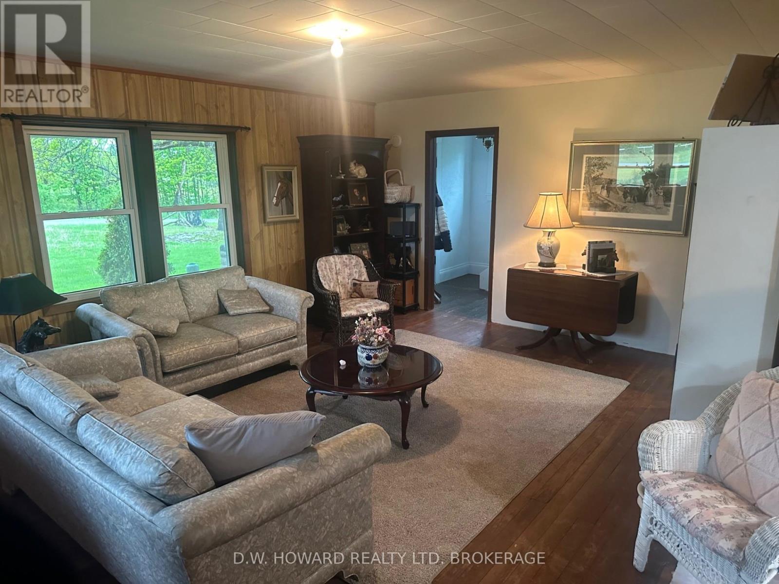 3276 Bertie Street, Fort Erie (Bertie Ridge), Ontario  L0S 1N0 - Photo 10 - X12174589