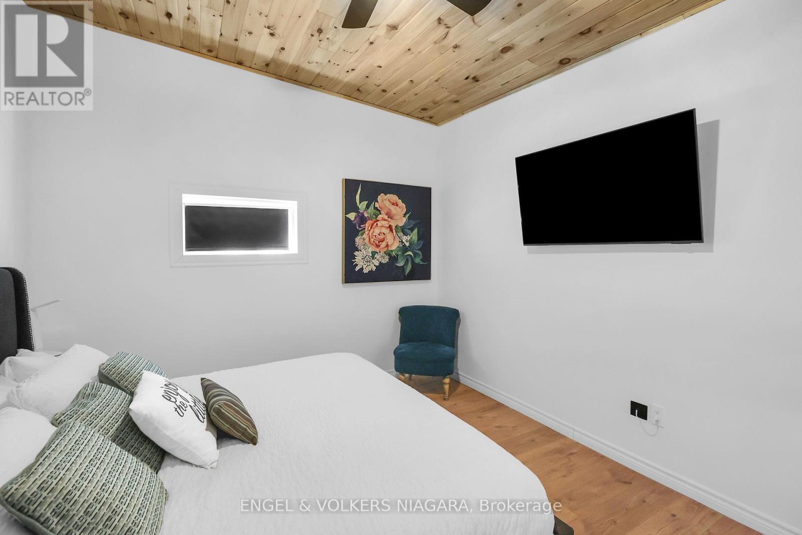 6043 Main Street, Niagara Falls, Ontario  L2G 6A1 - Photo 26 - X12174602