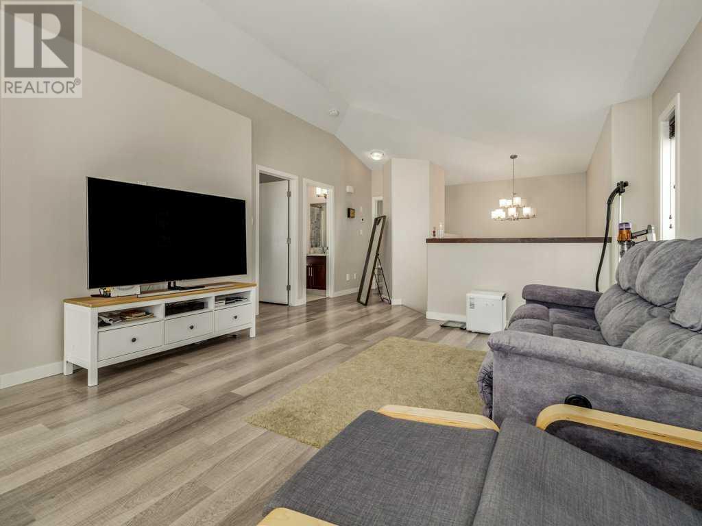 102 Lasalle Terrace W, Lethbridge, Alberta  T1J 5H1 - Photo 14 - A2204763