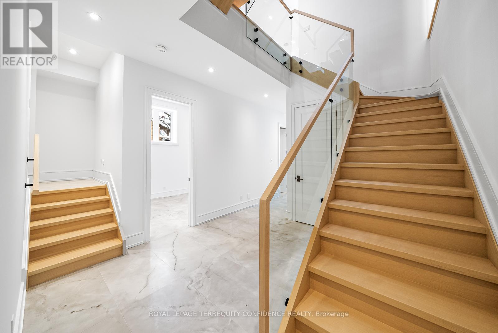 338b Horsham Avenue, Toronto (Willowdale West), Ontario  M2R 1G6 - Photo 34 - C12174579