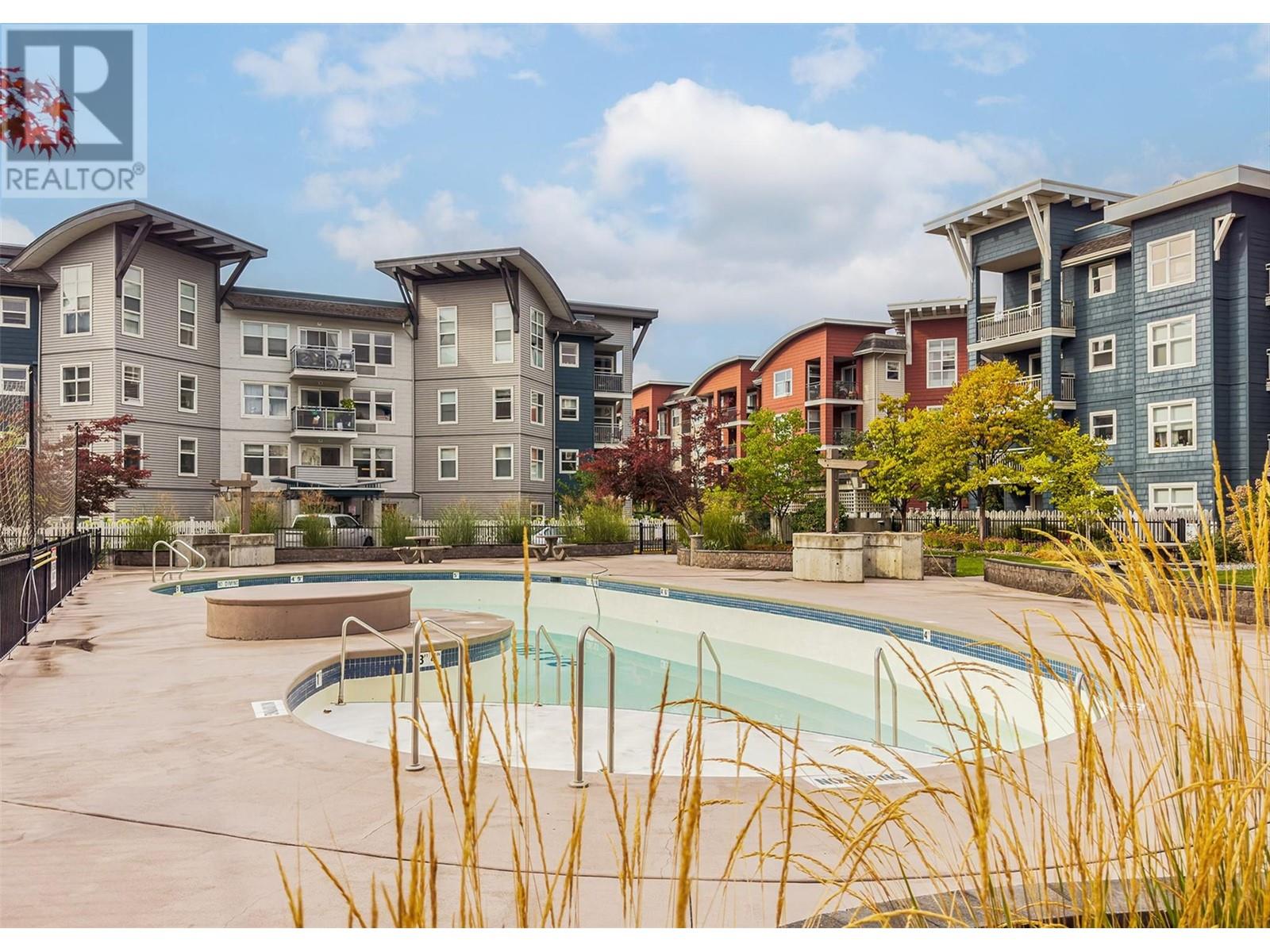 539 Yates Road Unit# 300, Kelowna, BC V1V2T8