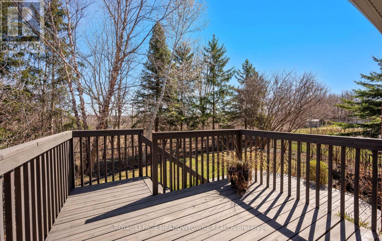 47 Nova Scotia Road, Brampton (Bram West), Ontario  L6Y 5K5 - Photo 2 - W12094038