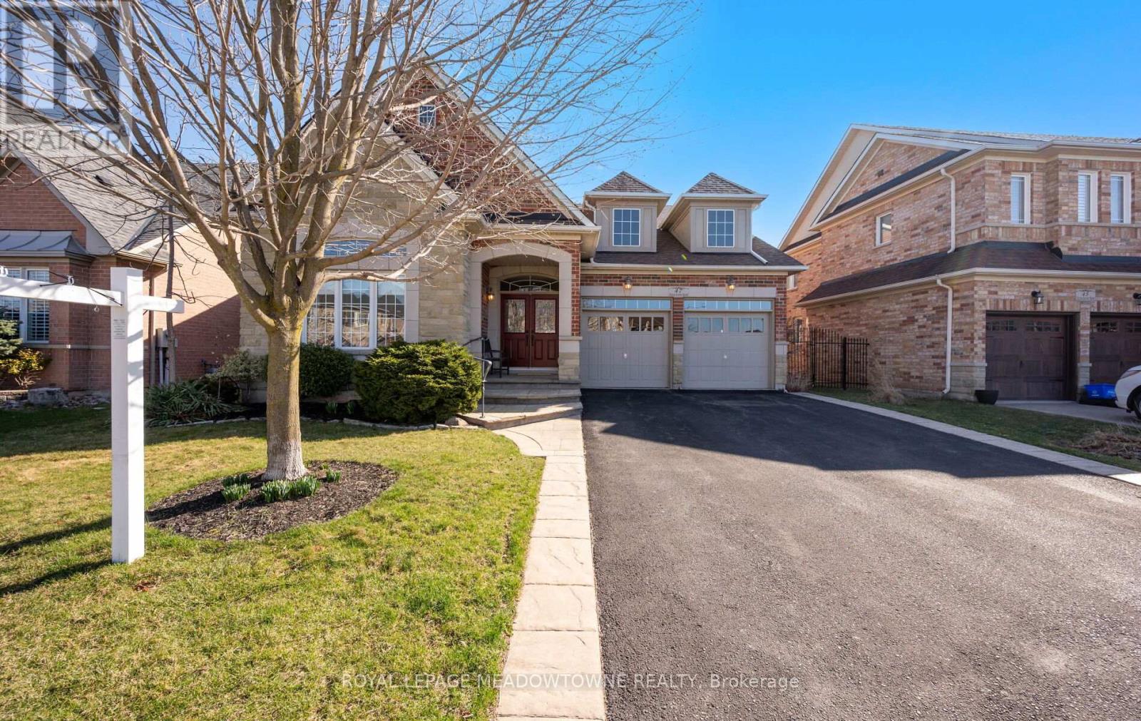 47 NOVA SCOTIA ROAD, Brampton, Ontario