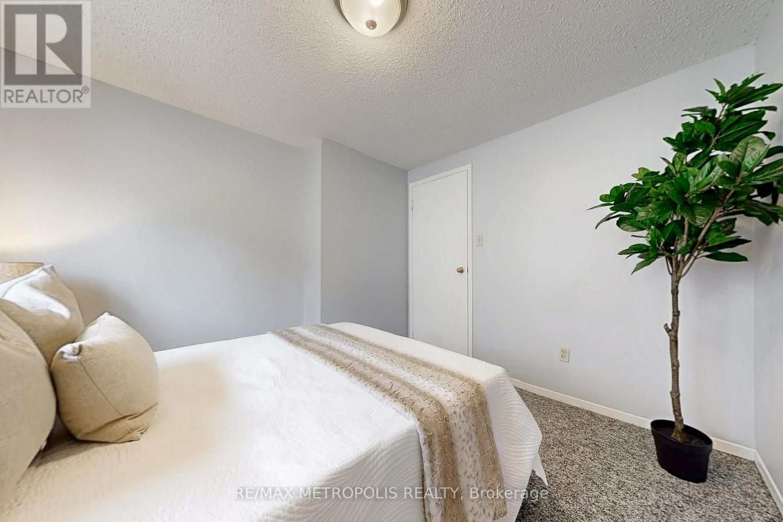 28 Reed Drive, Ajax (Central), Ontario  L1S 5S1 - Photo 36 - E12174574