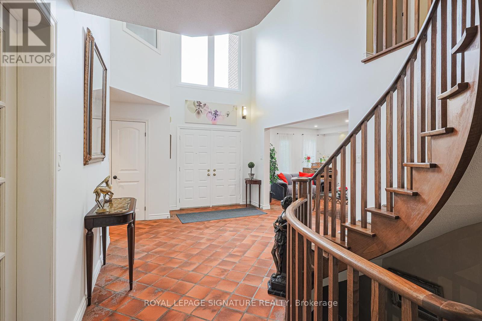 286 Green Lane, Markham, Ontario  L3T 7A6 - Photo 7 - N12174585