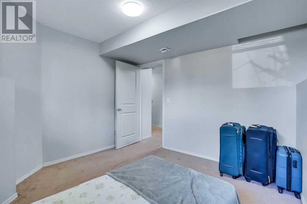 52 Martinglen Place Ne, Calgary, Alberta  T3J 3J1 - Photo 23 - A2192346