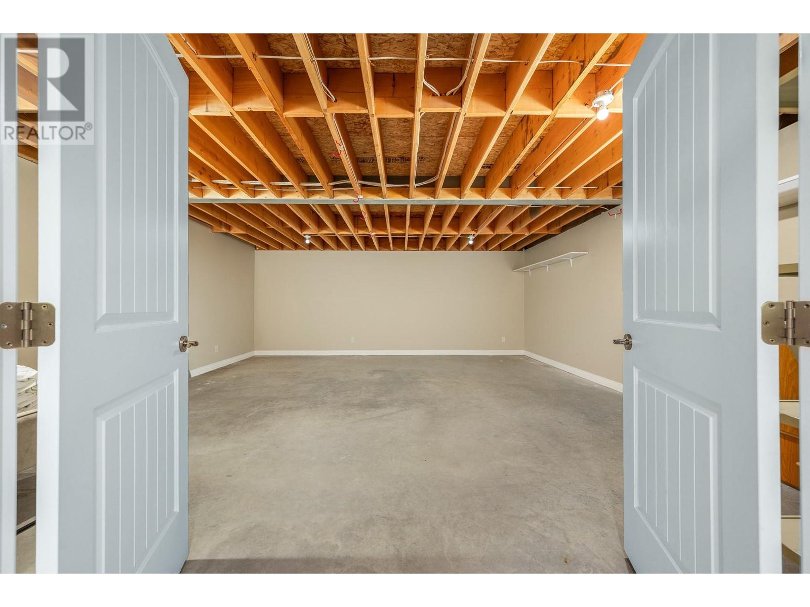 3317 9 Street, Vernon, British Columbia  V1T 9V7 - Photo 34 - 10347667