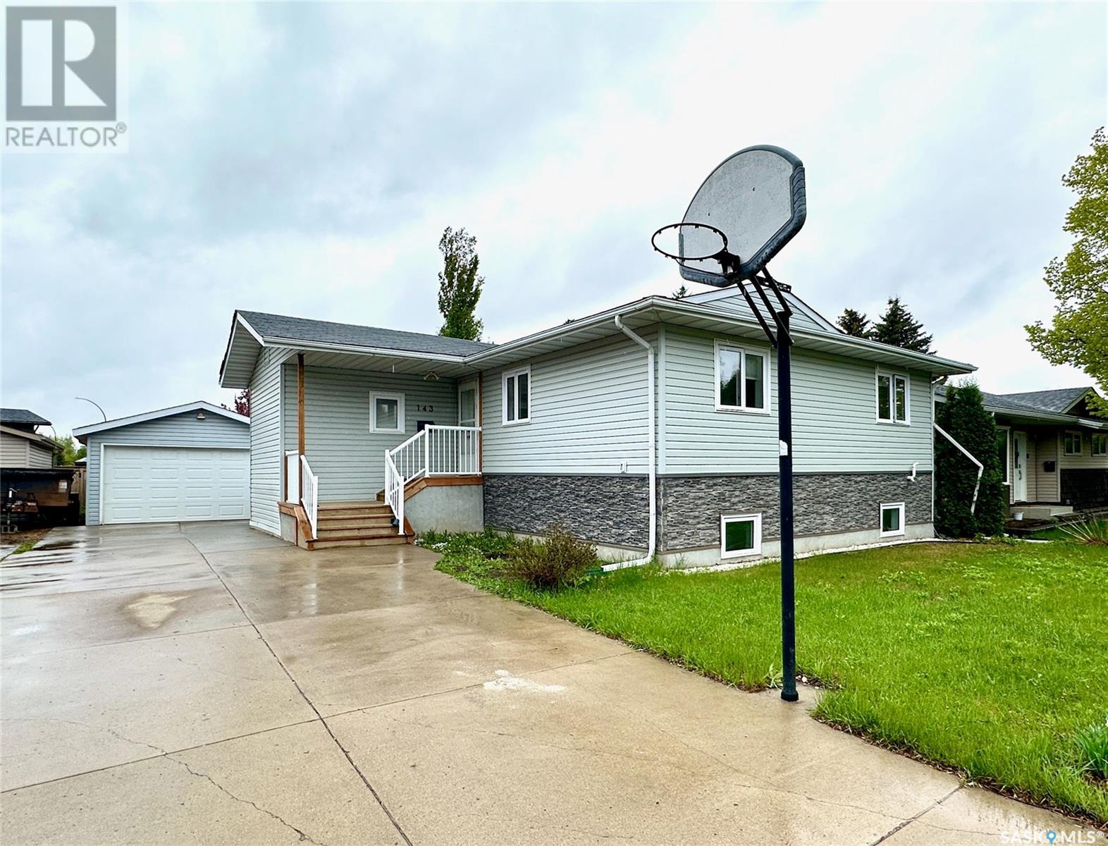 Property at 143 Girgulis CRESCENT image 1