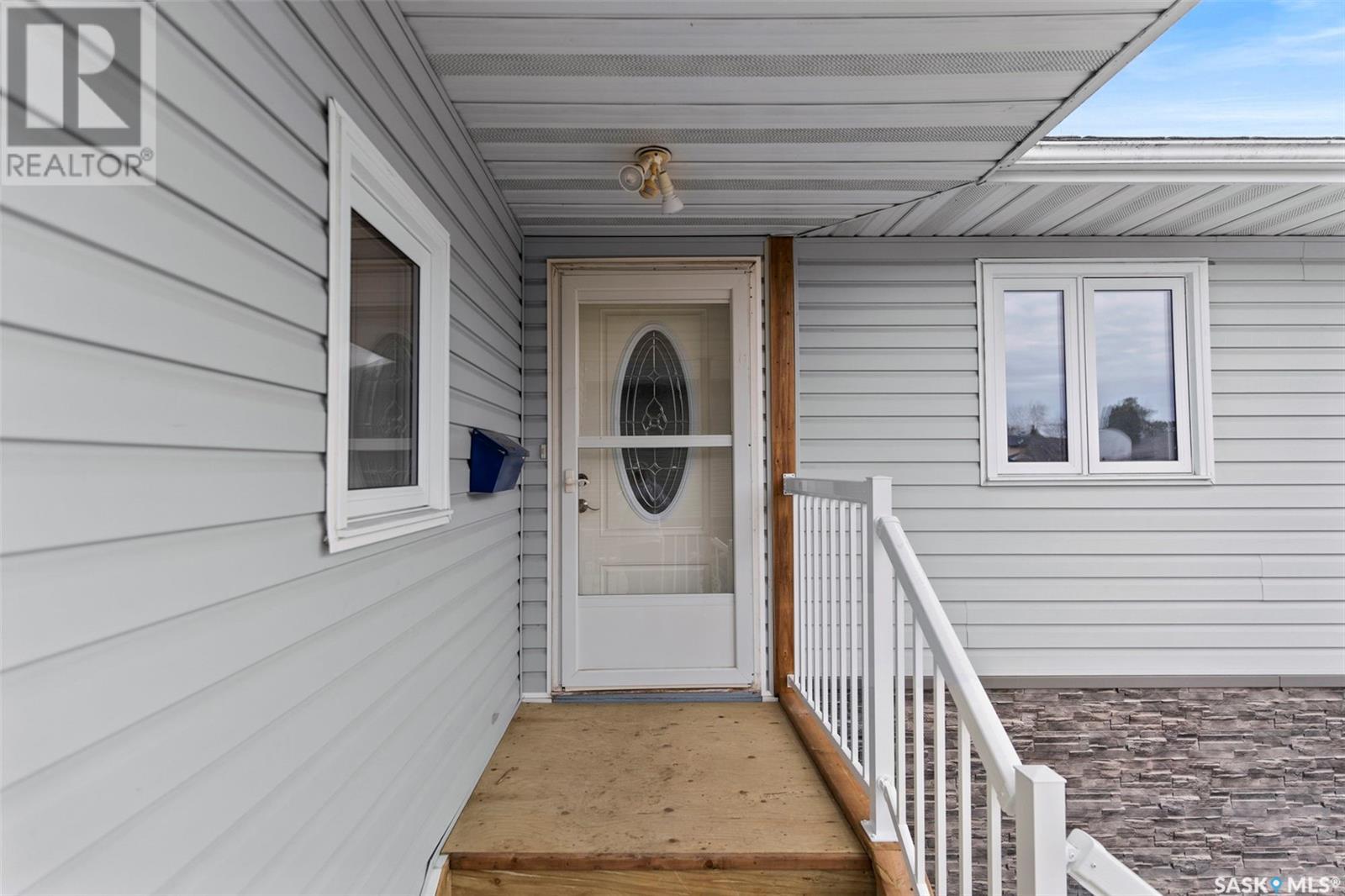 Property at 143 Girgulis CRESCENT image 2