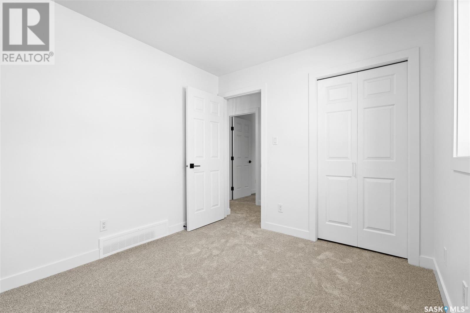 143 Girgulis Crescent, Saskatoon, Saskatchewan  S7K 6W8 - Photo 23 - SK007106