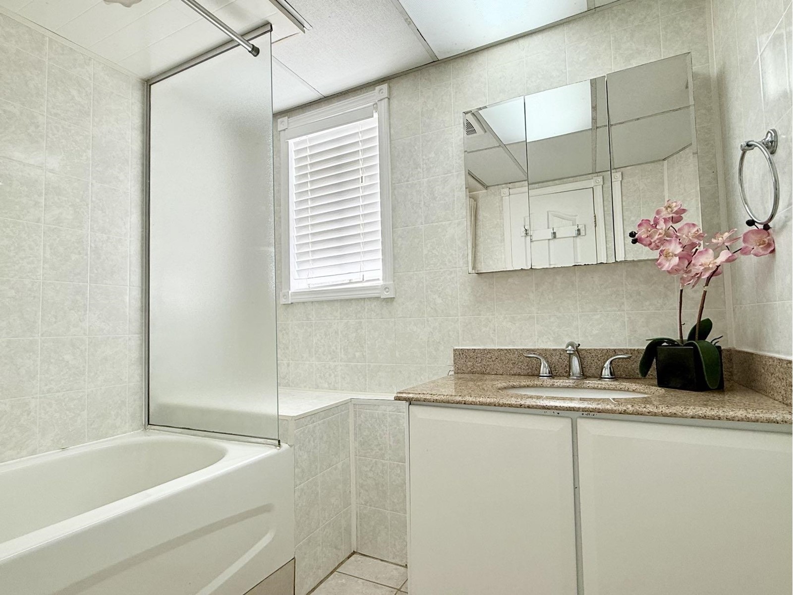 10615 142a Street, Surrey, British Columbia  V3T 5A1 - Photo 21 - R3007060