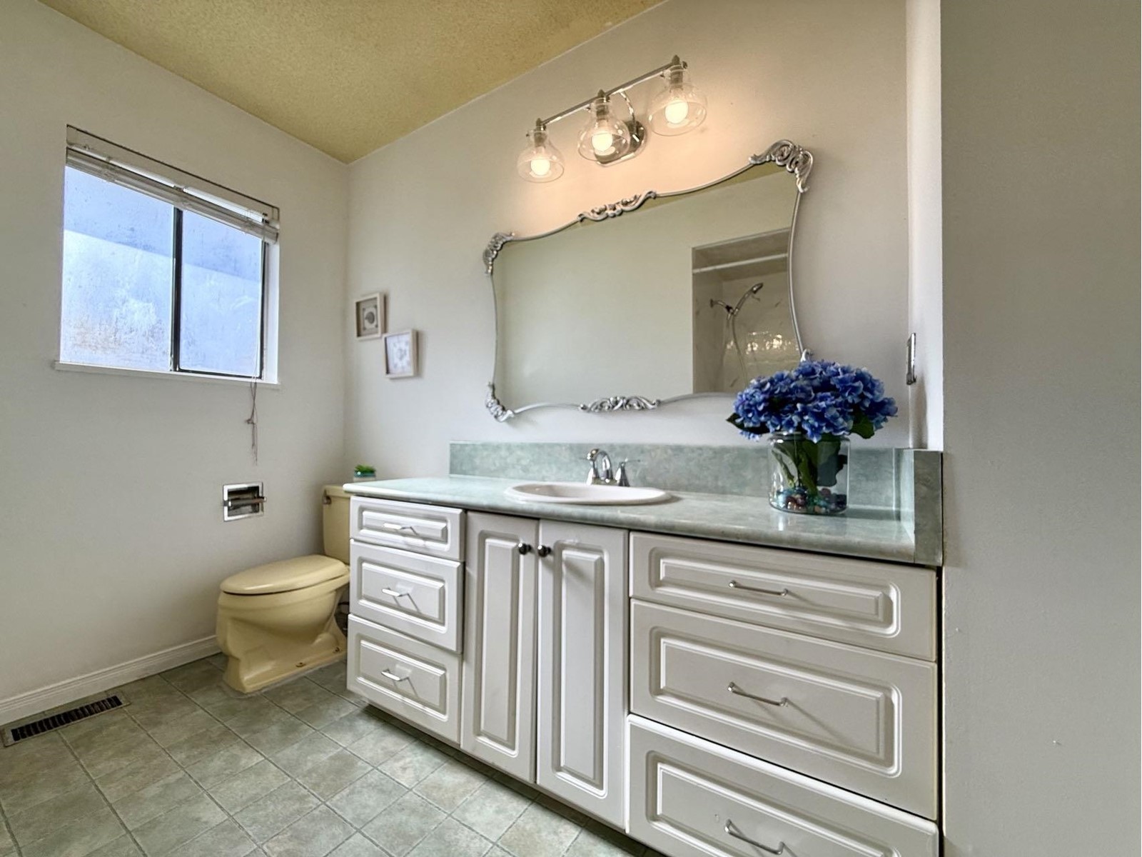 10615 142a Street, Surrey, British Columbia  V3T 5A1 - Photo 17 - R3007060