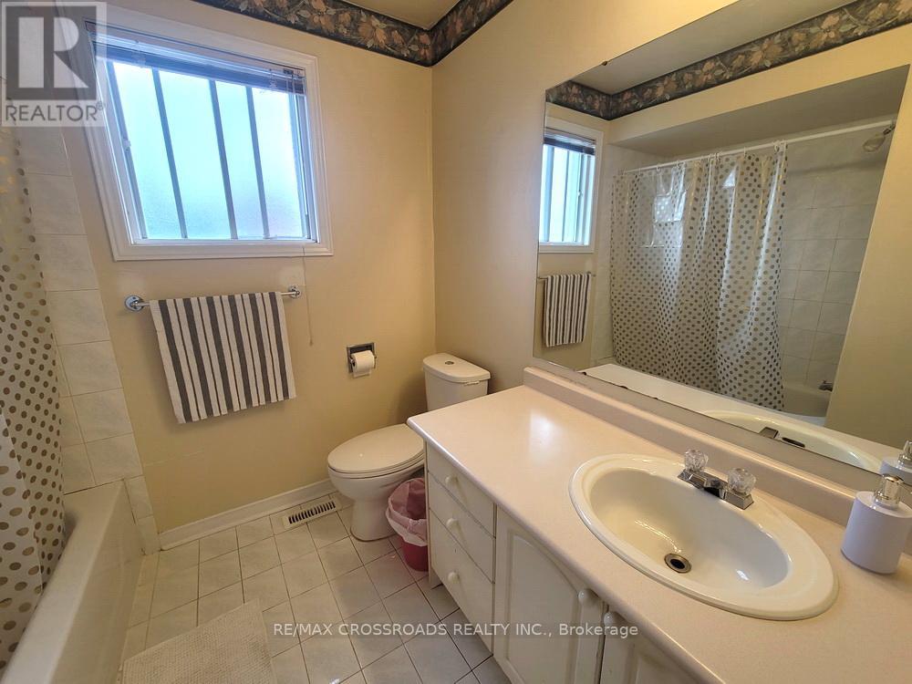5483 Cosmic Crescent, Mississauga, Ontario  L4Z 3R8 - Photo 22 - W12174578