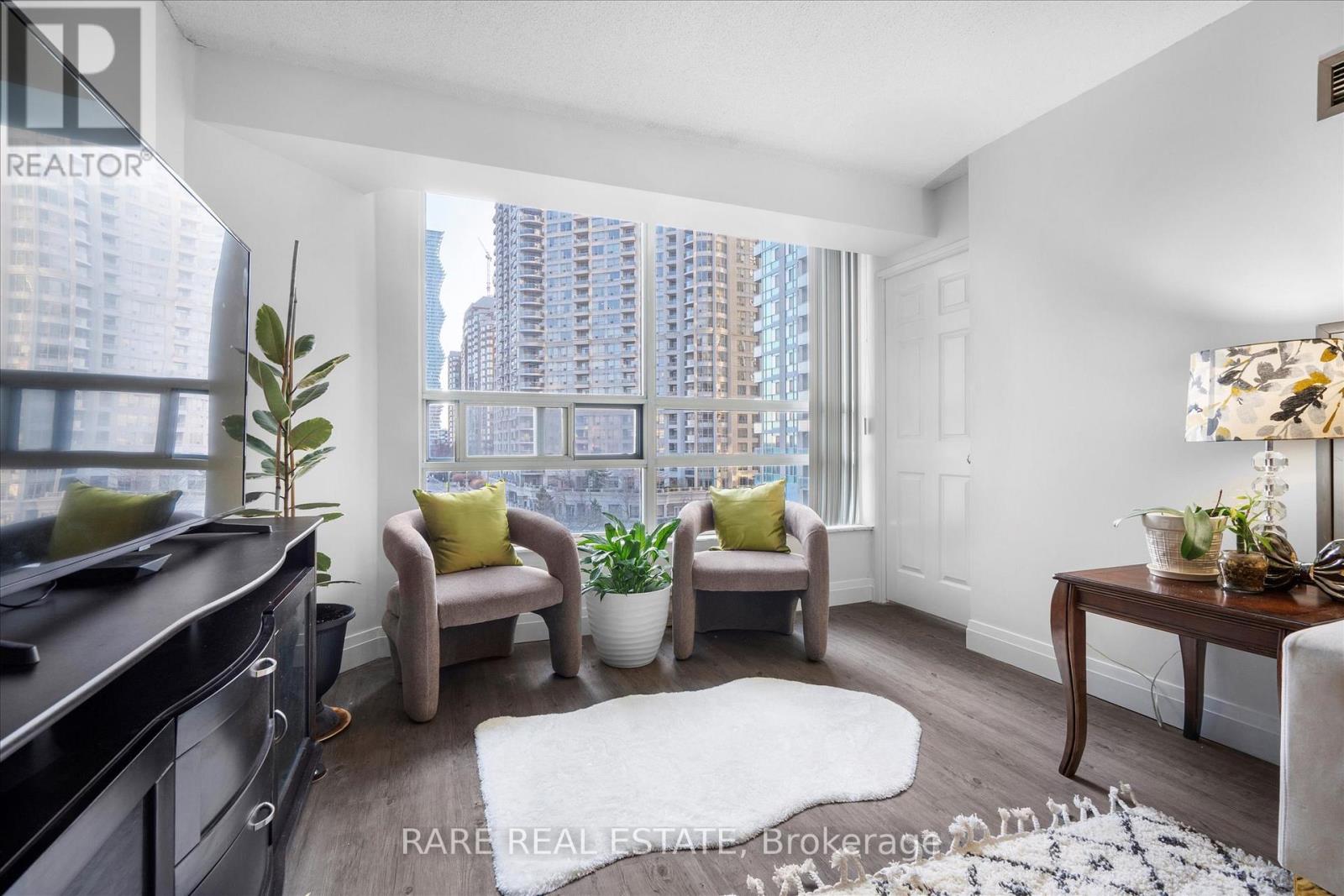 513 - 250 Webb Drive, Mississauga, Ontario  L5B 3Z4 - Photo 10 - W12174590