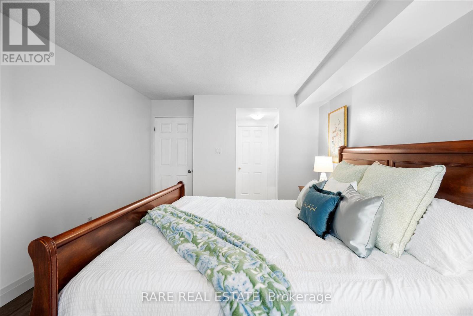513 - 250 Webb Drive, Mississauga, Ontario  L5B 3Z4 - Photo 20 - W12174590