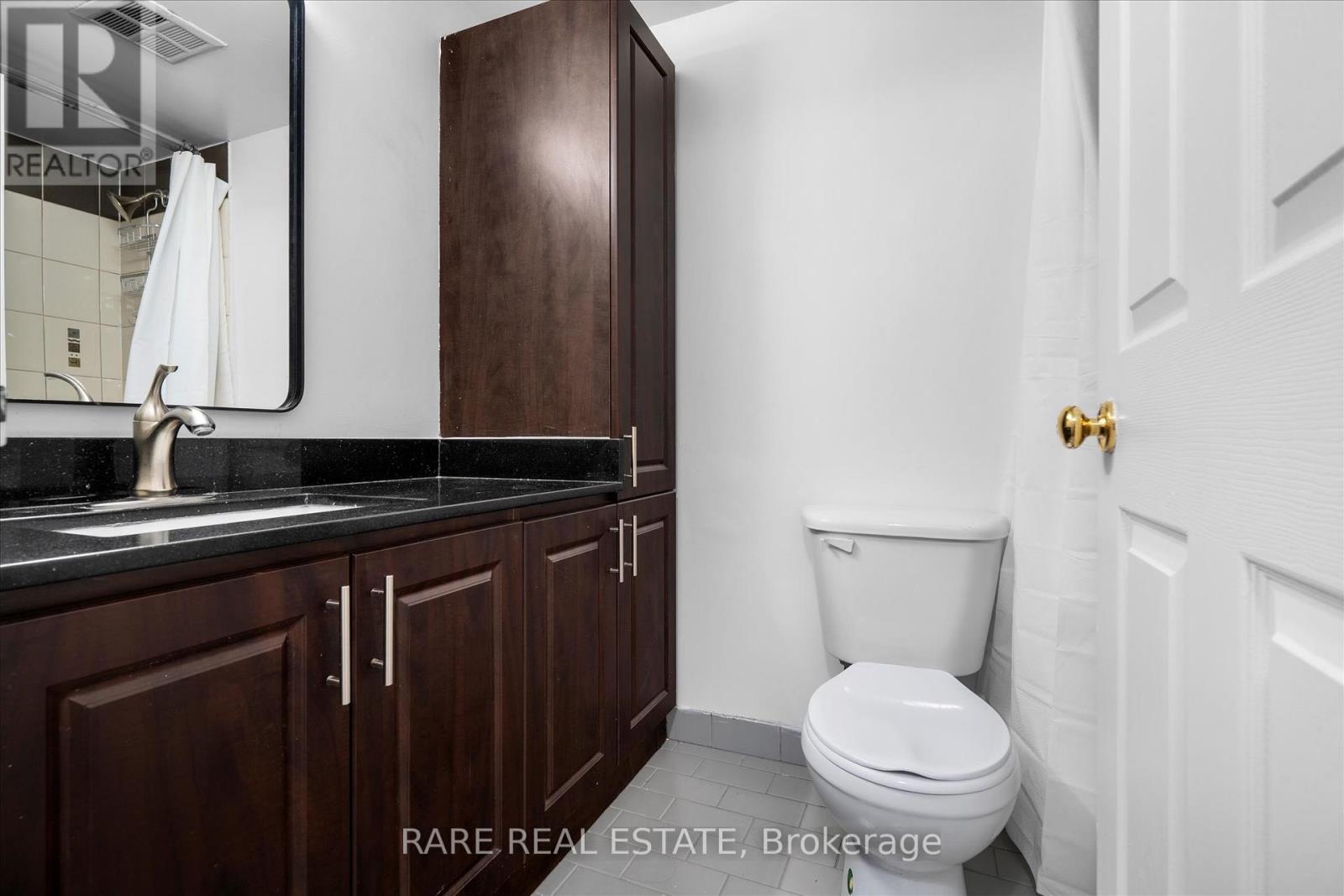 513 - 250 Webb Drive, Mississauga (City Centre), Ontario  L5B 3Z4 - Photo 21 - W12174590