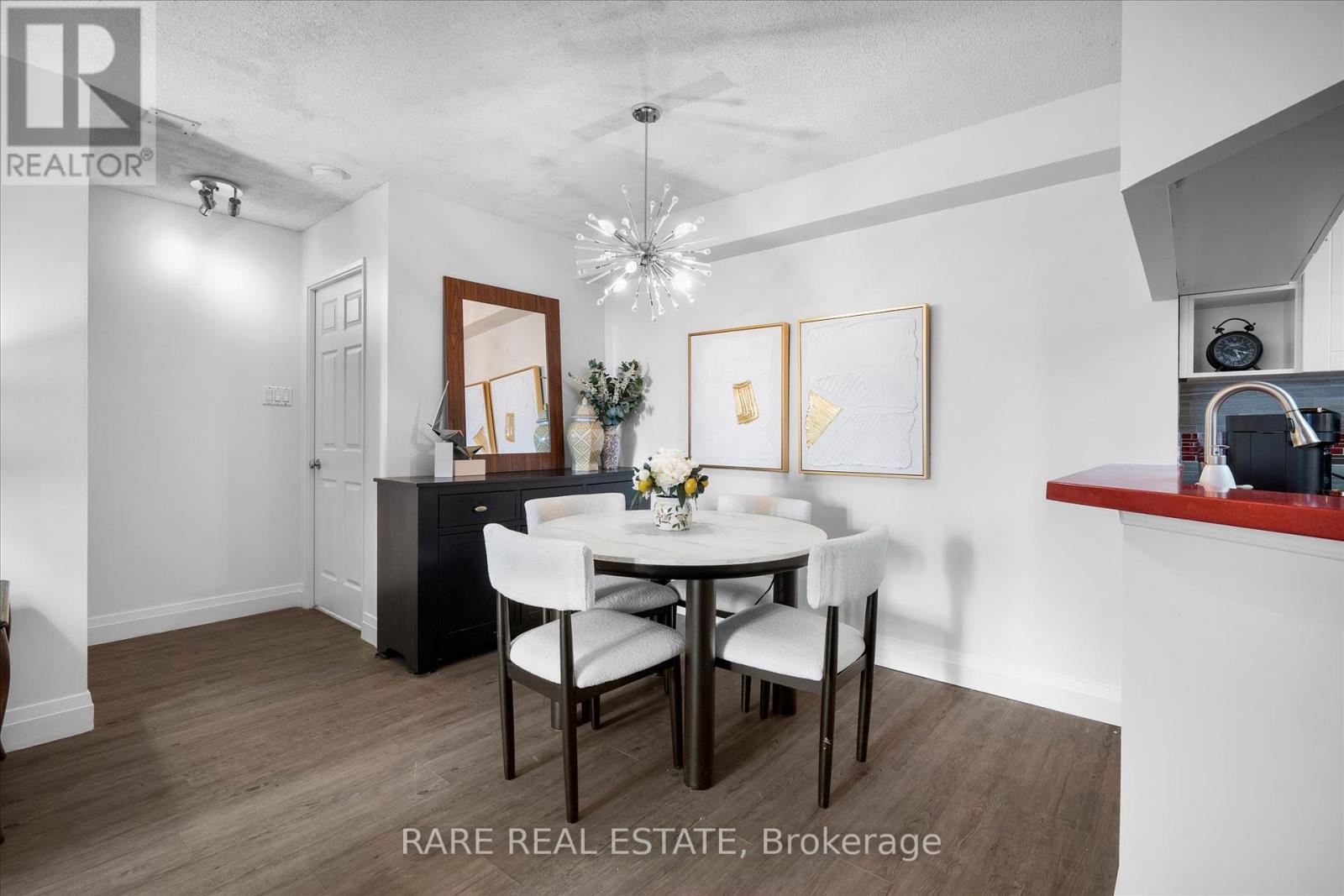 513 - 250 Webb Drive, Mississauga, Ontario  L5B 3Z4 - Photo 3 - W12174590